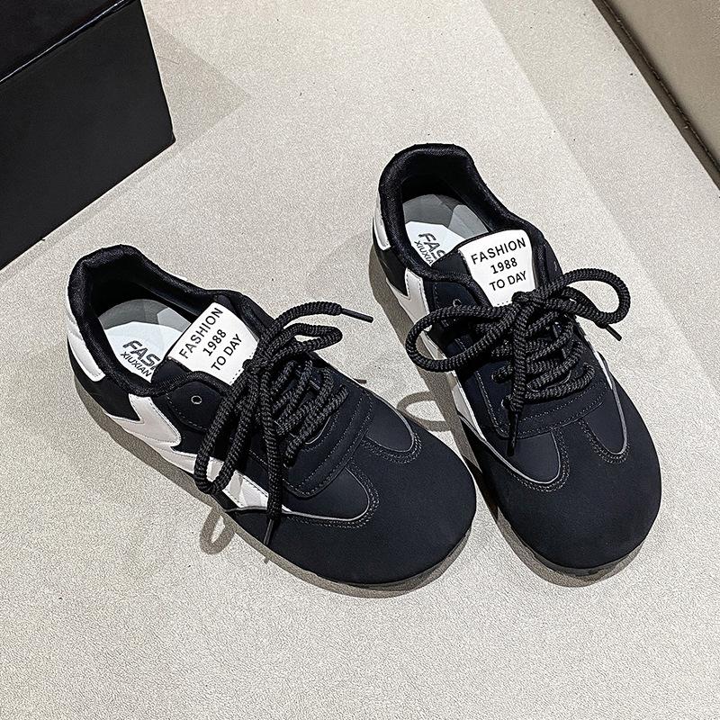 

Black German training shoes Forrest Gump shoes women s shoes new spring and autumn versatile student white shoes casual sports board shoes 40 чёрный