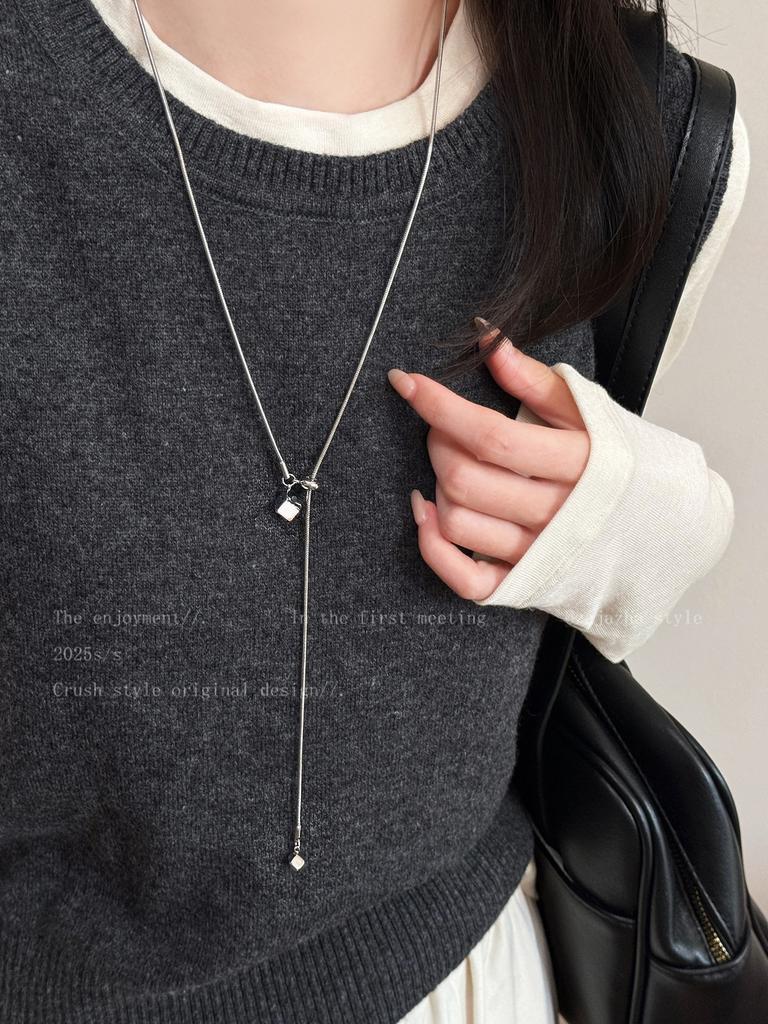 Simple Metal Square Pendant Necklace Women's High-end Light Luxury Niche Sweater Chain Long Pull Adjustable Accessories