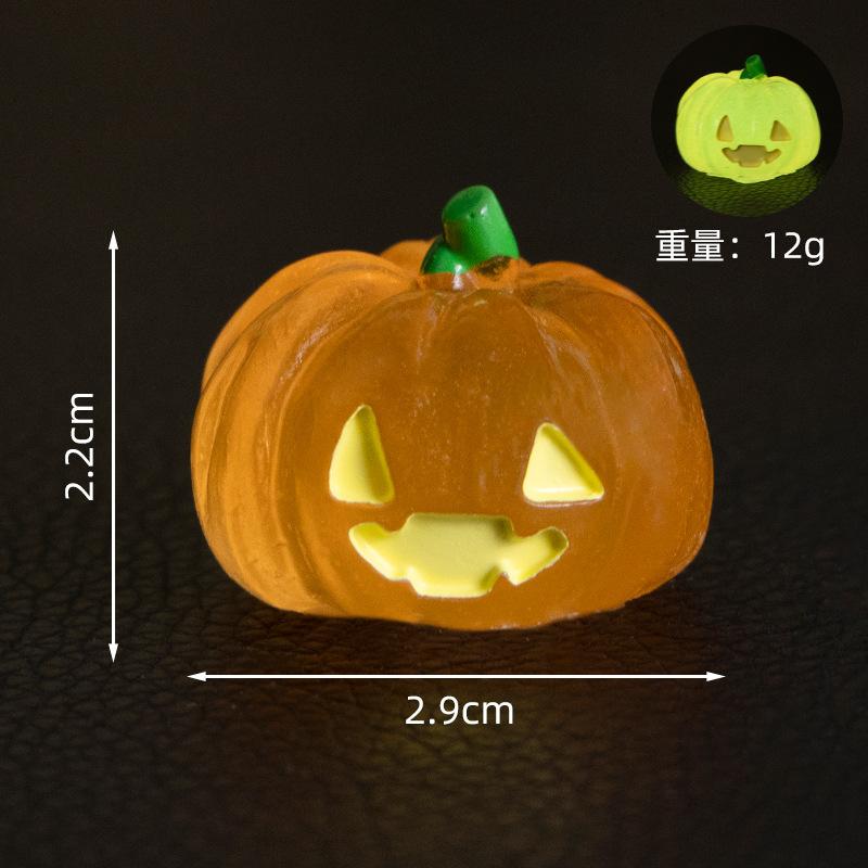 New Halloween luminous pumpkin lamp micro-landscape gardening landscaping accessories, creative car luminous ornaments