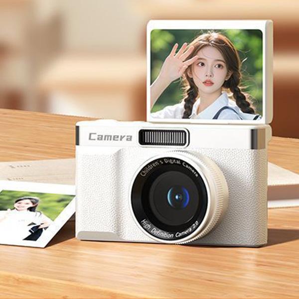9600W Flip Screen CCD Digital Camera Student Selfie Portable Entry-Level Compact Camera