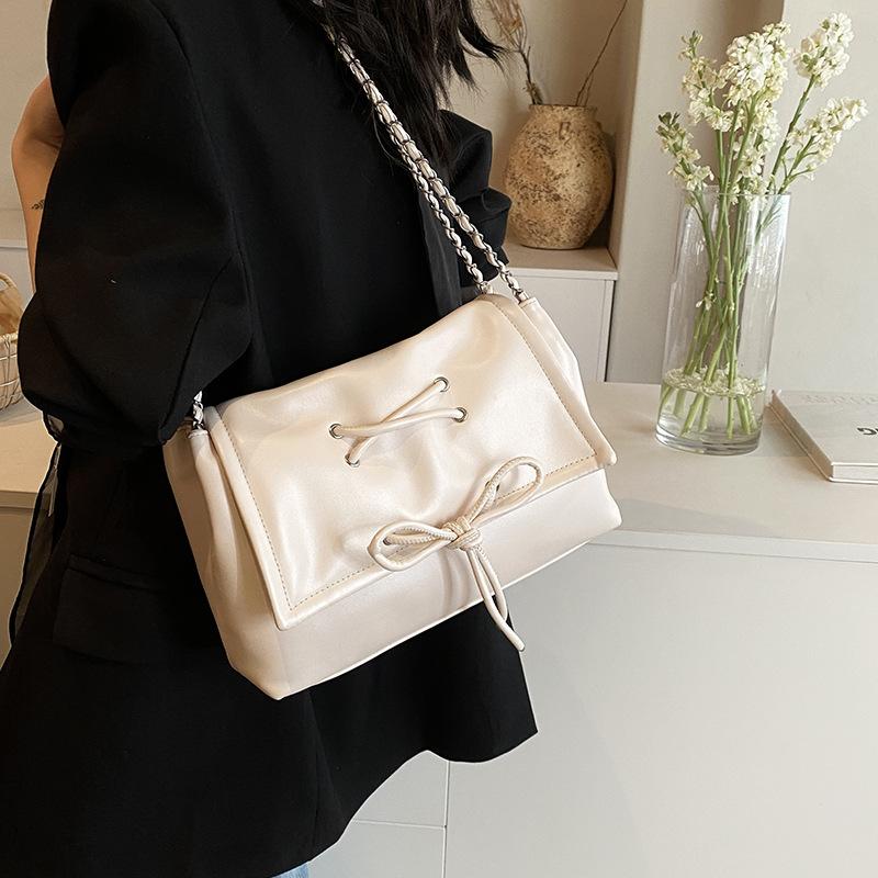 Fashion Bag New Shoulder Large Capacity Bow Tote Commuter Chain Women's Bag