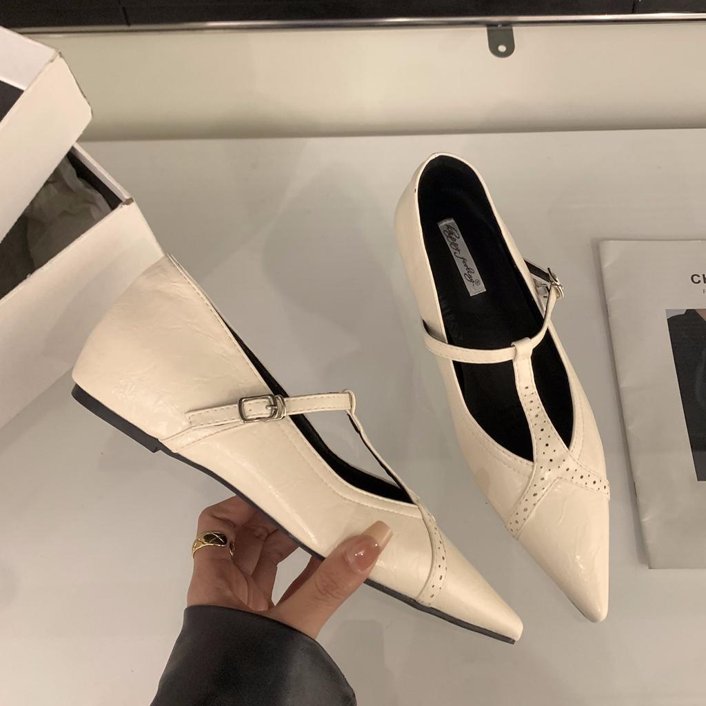 Fashion Bailamos 2025 Spring New Women Flats Brand Design Point Toe Women Ballet Shoes Casual Buckle Strap Female Dress Shoes Low Heels