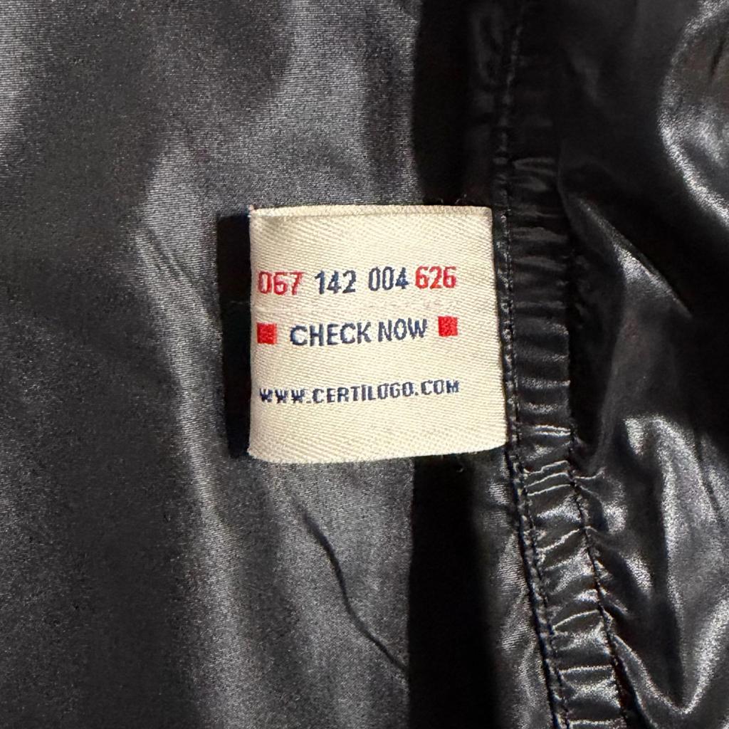 Jaqueta MONCLER Nylon usada preta masculina