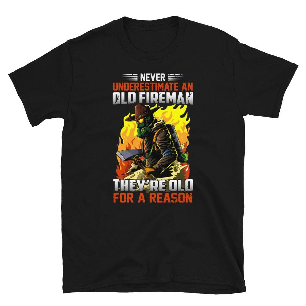 Never Underestimate A FIREFIGHTER Fireman Rescue Gift 2XL