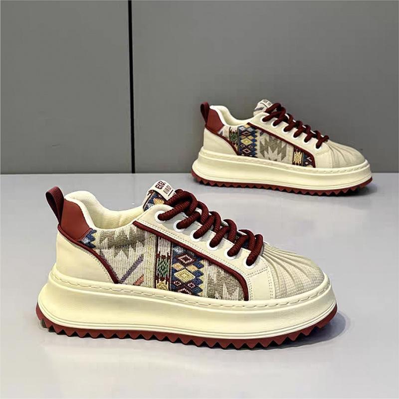 

Autumn trend popular men s shoes trendy brand new fashion casual shoes men s comfortable and versatile low-top sports shoes men s 44