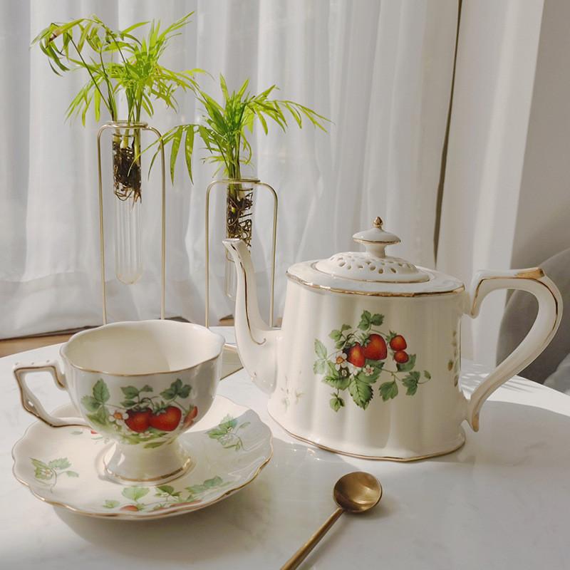 Hot Sale Ceramic Teapot European and American Pastoral Style Home Office Afternoon Tea Service Tea Pot Cafe Coffee Pot