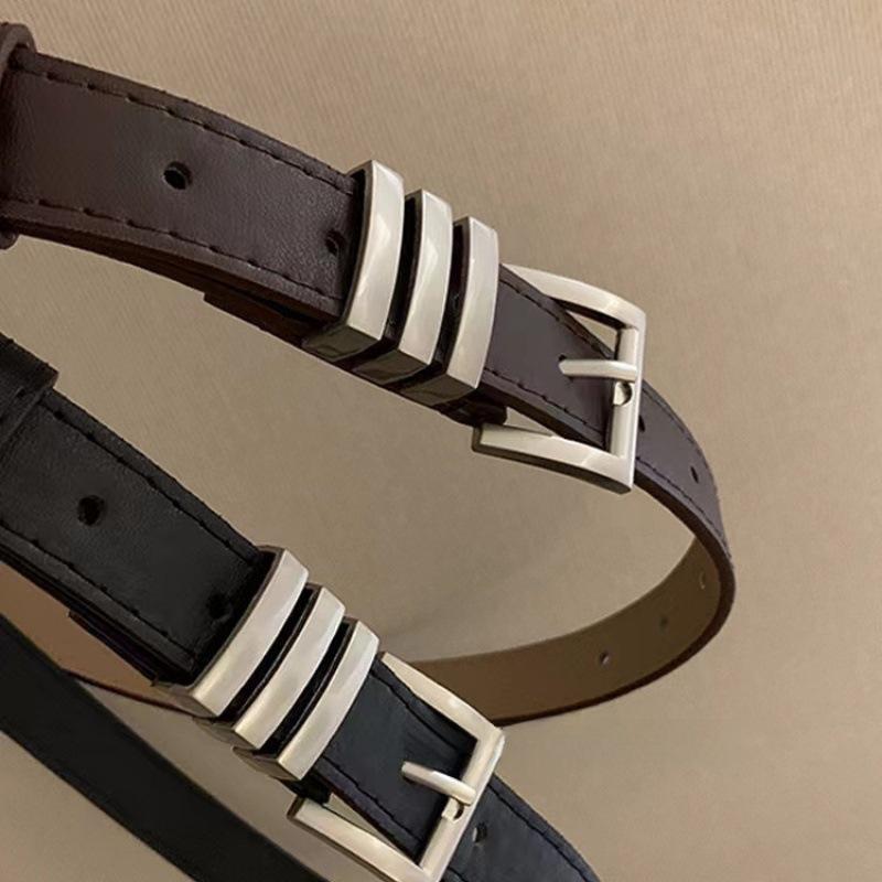 Stylish Womens 2024 Korean Fashion Jeans With Sophisticated Black Belt For Casual Chic