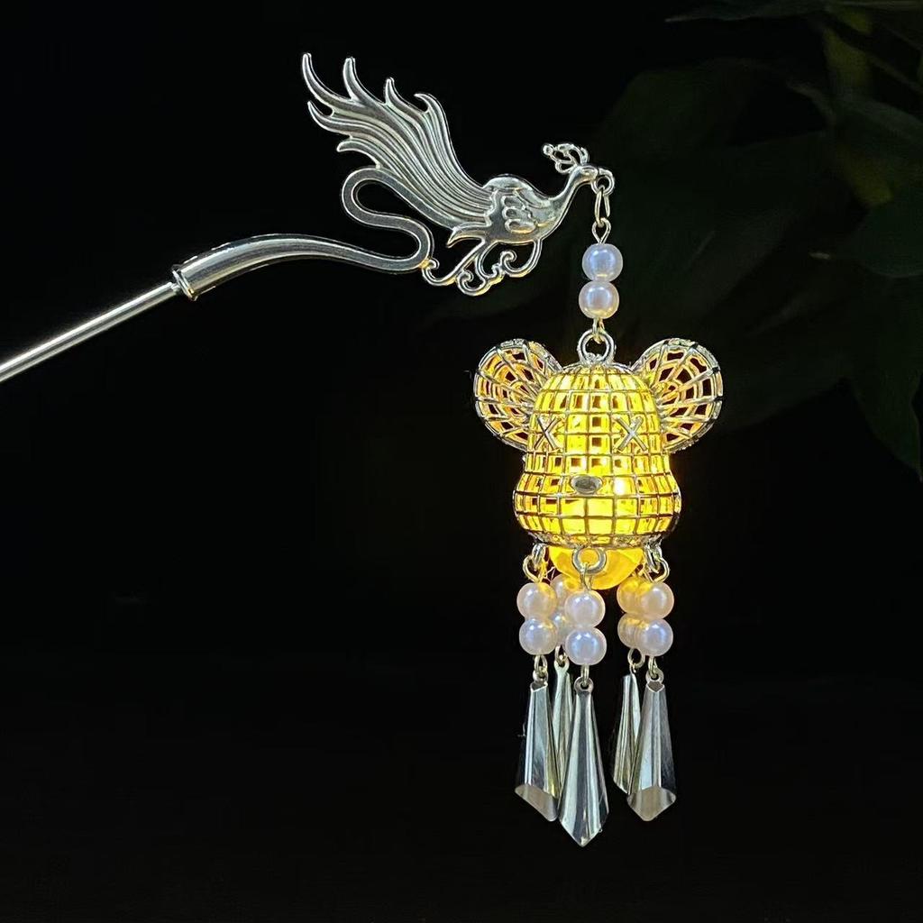 Ancient Style Luminous Hairpin: High-End Alloy Lantern Design for Hanfu Skirts