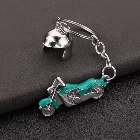 Keychain Pendant Motorcycle Shape Zinc Alloy Key Chain with Electroplated Double Helmet Design Cool Street Style Key Holder Backpack Car Accessory