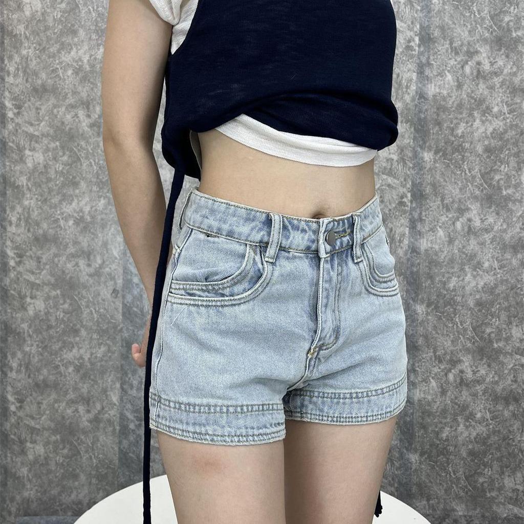 2026 New American Retro High-Waist Spicy Girl Slim Fit Denim Shorts for Women - Summer Style Hot Pants