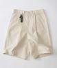 ANALOG MOOD Cotton Single-Pleat Bermuda Shorts (Beige)
