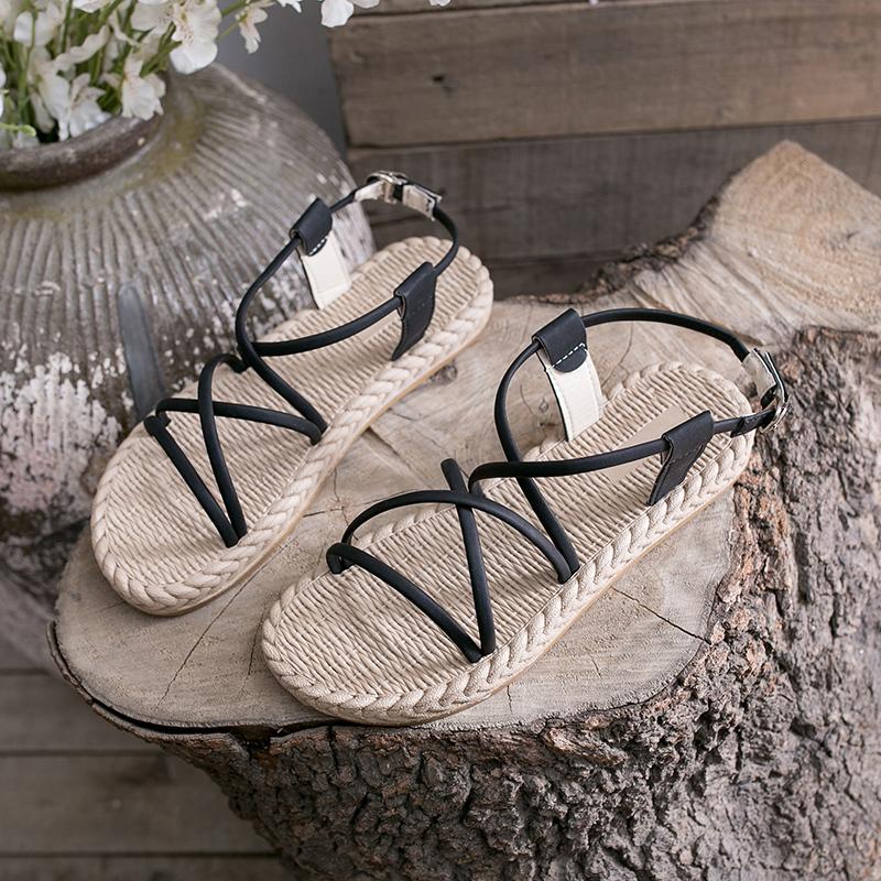 

Women s fashionable anti slip and wear-resistant soft sole comfortable flat sandals 40