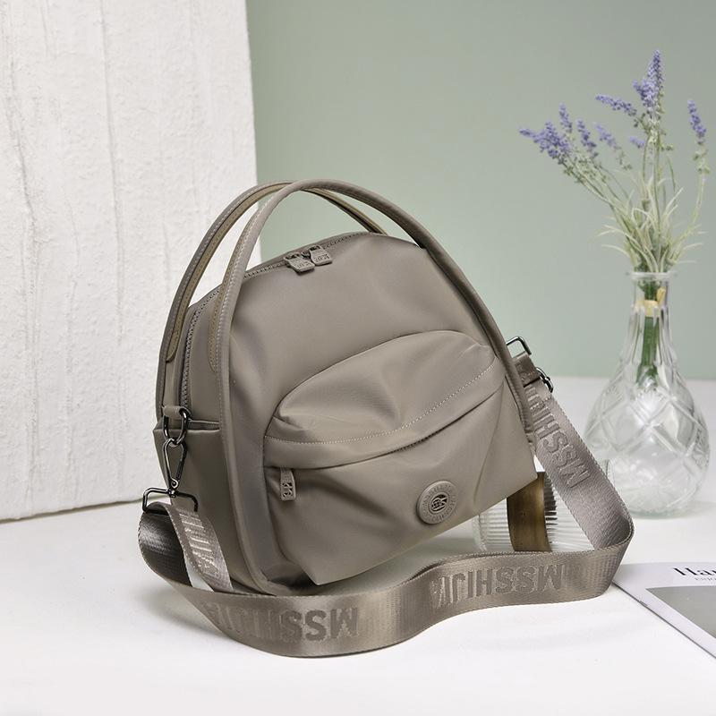 A Multi-functional Single-shoulder Crossbody Handbag with A Niche Design, A Fashionable and Trendy Bag
