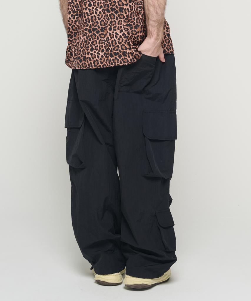 CARGOBROS Multi-Pocket Nylon Cargo Pants (Black)