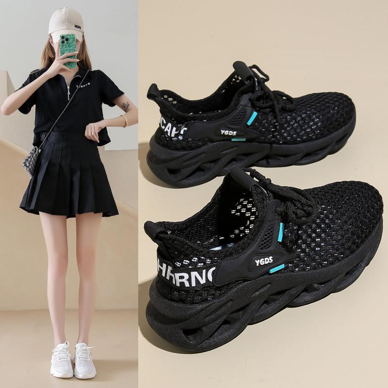 Summer New Breathable Deodorant Hole Shoes Women's Non-slip Wear-resistant Sports Shoes Soft Sole Lightweight Running Shoes Versatile Women's Shoes