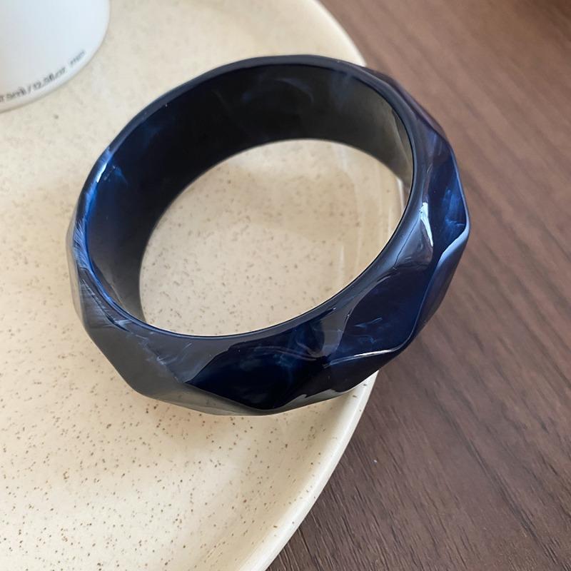Acrylic Smudge Irregular Leopard Print Bracelet Fashionable Versatile Retro Exaggerated Bracelet Light Luxury High-end Jewelry Women