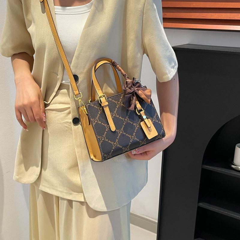 Premium small bag women's 2025 new summer versatile messenger bag bucket bag