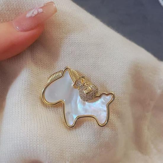 Rhinestone Horse Brooch Sweater Cardigan Coat Business Suit Zodiac Animal Lapel Pin Men Women Fashion Jewelry Clothing Accessories