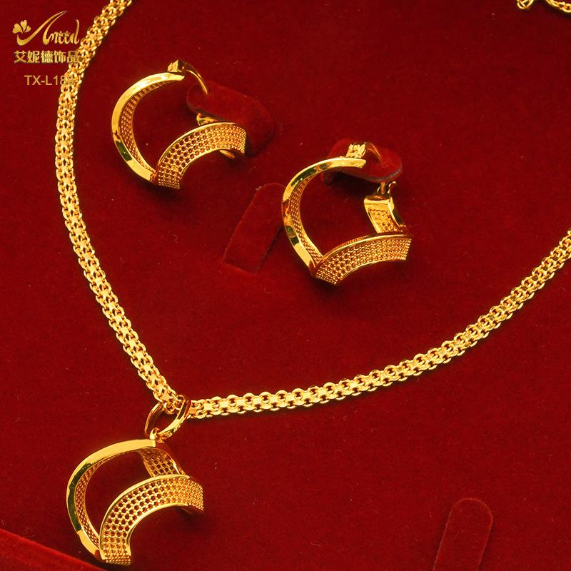 24K Gold Alloy Two-Piece Jewelry Set Indian Dubai Wedding Accessories Sand Gold Twisted Geometric Necklace Earrings for Unisex