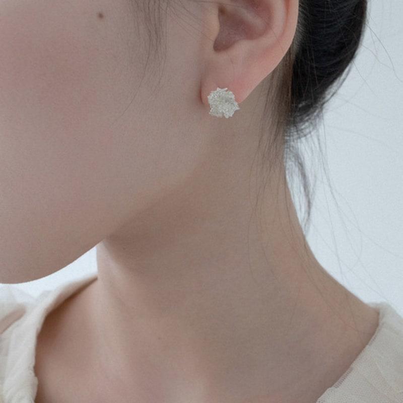 Mouvebament Snow White Earring_Silver 925