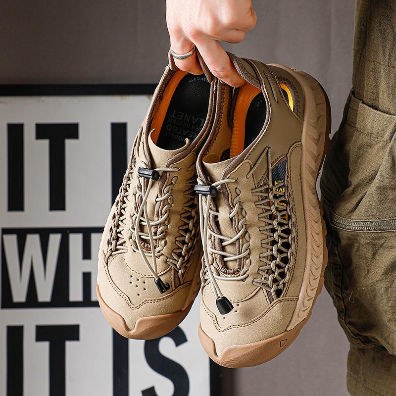Fashion New Design Men's Sandals Summer Leisure Anti-collision Toe Beach Shoe Male Driving Slippers Comfy Roman Shoes Gladiator Sandals