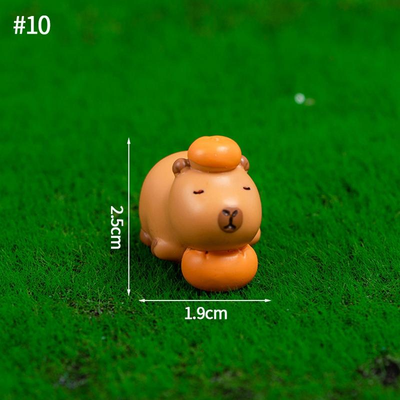 Mini Capybara Figure Ornament Desk Accessories Automotive Car Interior Ornament Resin Figure Miniature Model Animals Decoration