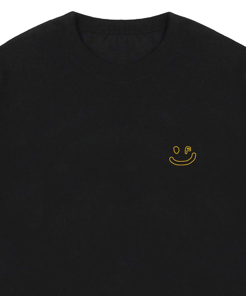 GRAVER [Unisex] Small Line Drawing Smile Short Sleeve T-Shirt_Black/Yellow Logo