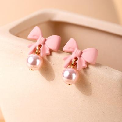 Brincos de temperamento menos, estilo princesa doce e fofo, laço rosa tridimensional, pingente de pérola