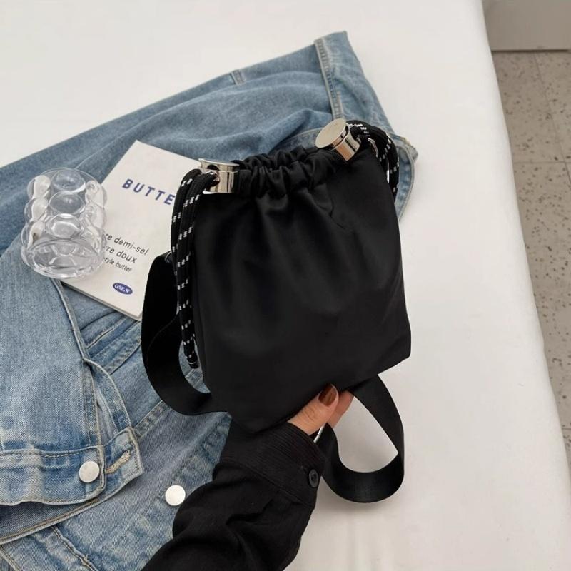 Luxury Designer Mini Nylon Shoulder Bag for Women Trendy Fashion Crossbody Handbag