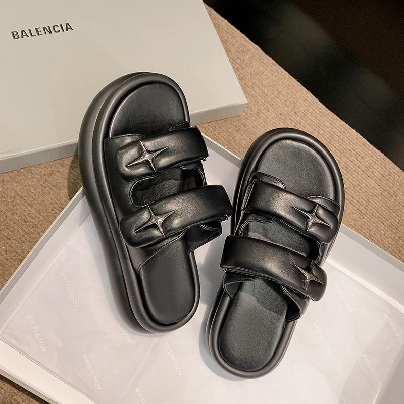 Women's summer outer wear female stars versatile bread Velcro cool slippers stepping on shit feeling thick-soled casual cloud shoes