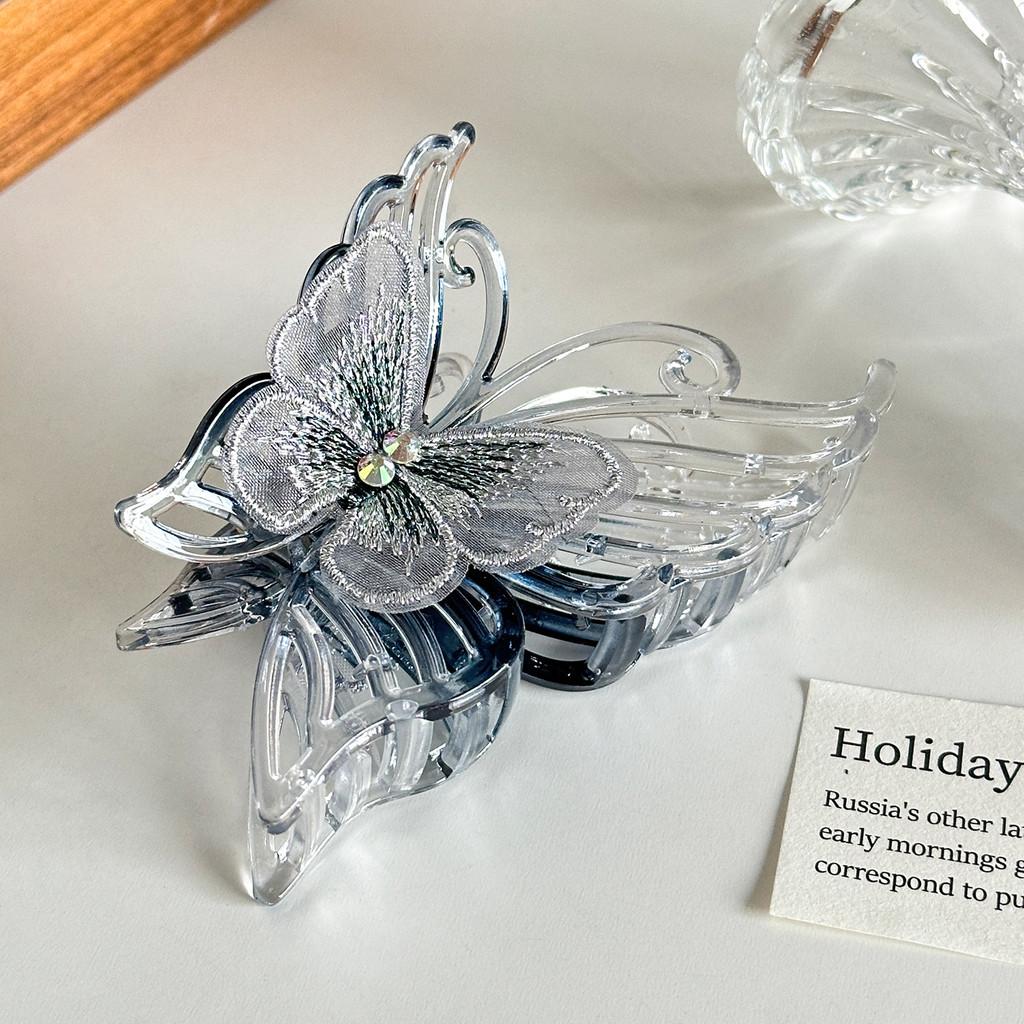 Elegant Vintage Butterfly Hair Clip Large Size For Upscale Fashionable Hairstyles