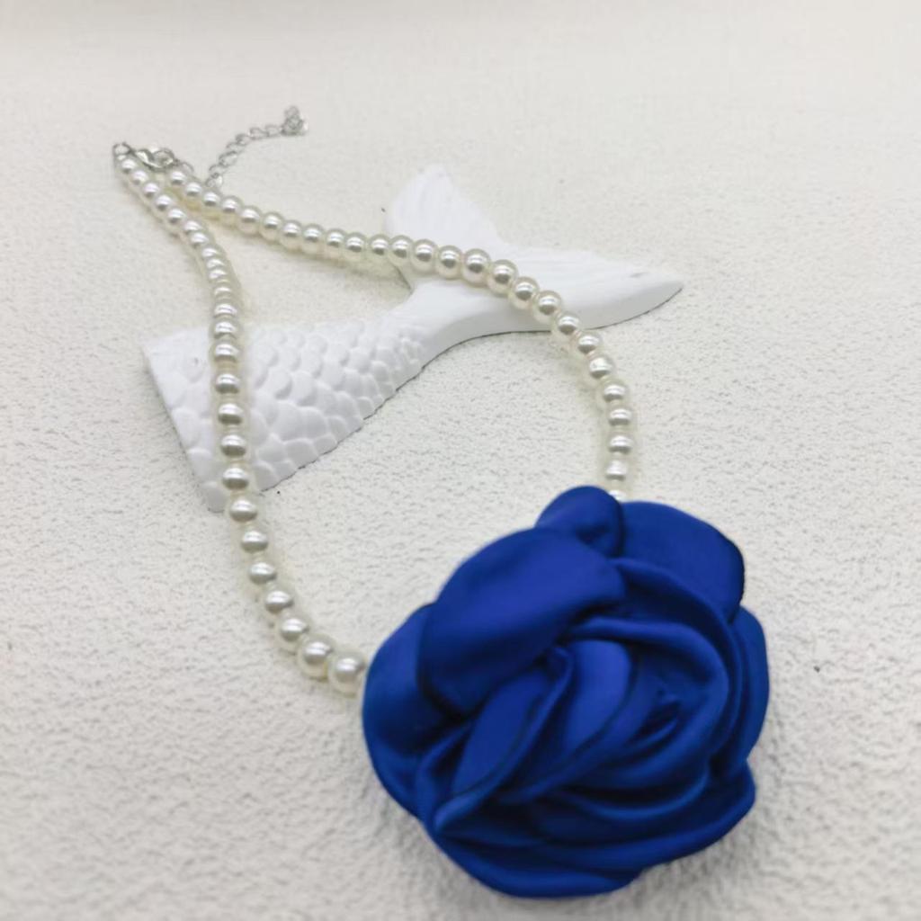 Glänzende Diamant-Schmetterling-Perlenkette: Damen Retro Würziges Mädchen Luxus Schlüsselbein Kette