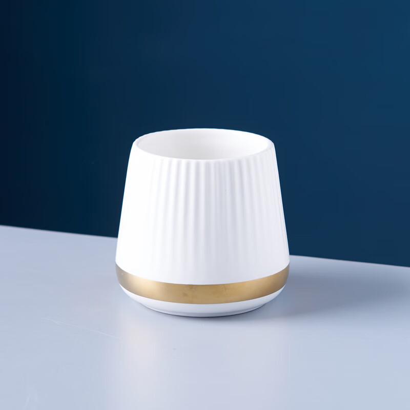 Zhishi Gold-Rimmed Striped Ceramic Cutlery & Storage Set