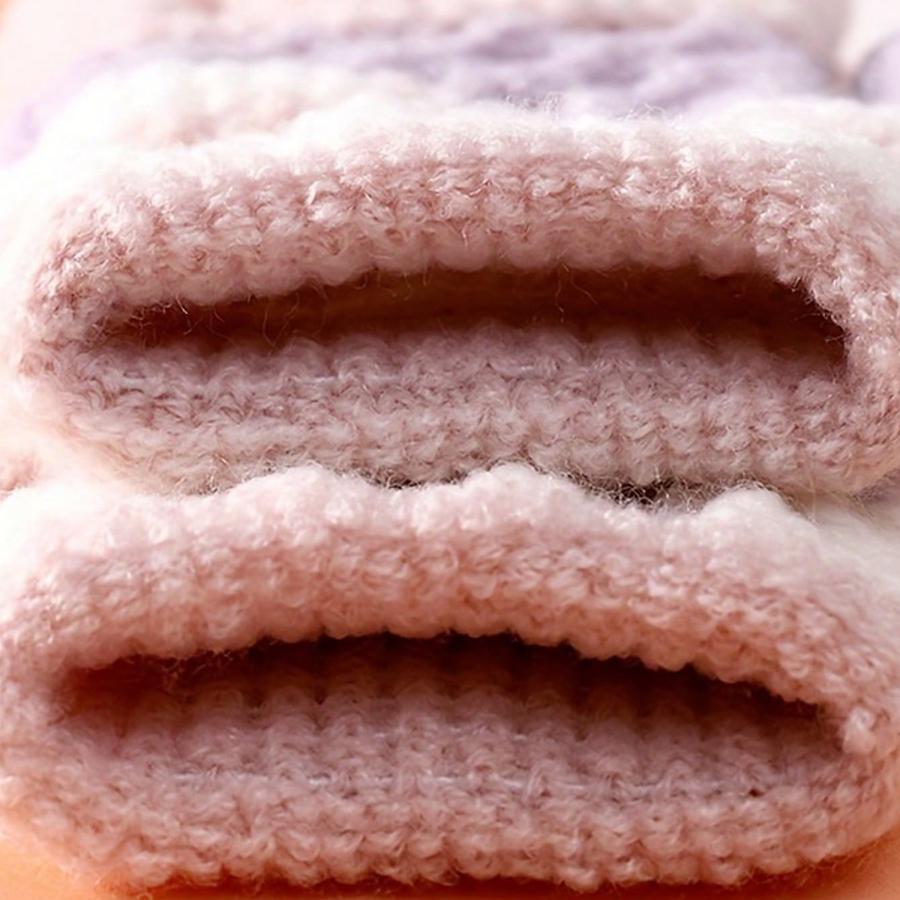 3 Pairs of Gloves for Children Keep Warm and Cold In Winter, Suitable for Children Aged 3-12.