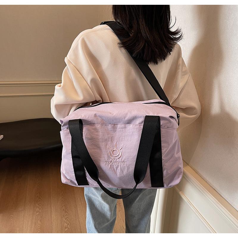 Stylish and simple going out travel bag Large capacity casual women's yoga training bag Dry and wet separation Crossbody duffel bag