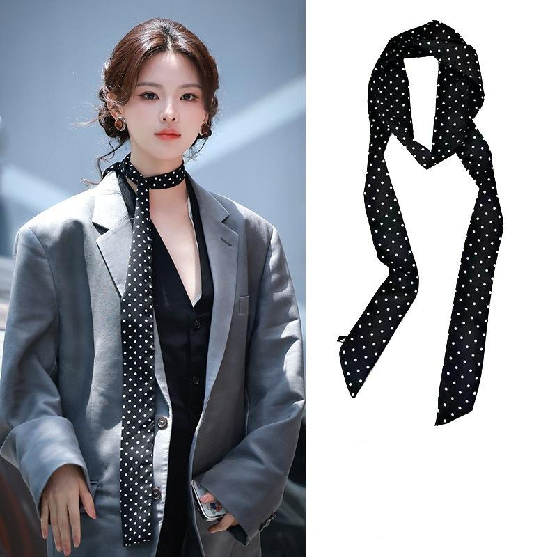 Retro leopard print scarf, women's autumn and winter white atmosphere, versatile shawl, long Hong Kong style silk scarf around the neck