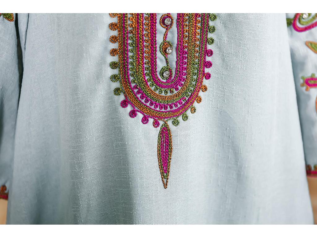 In Stock Middle Eastern Embroidered Long Robe - Women's Dubai Turkish Abaya Evening Dress