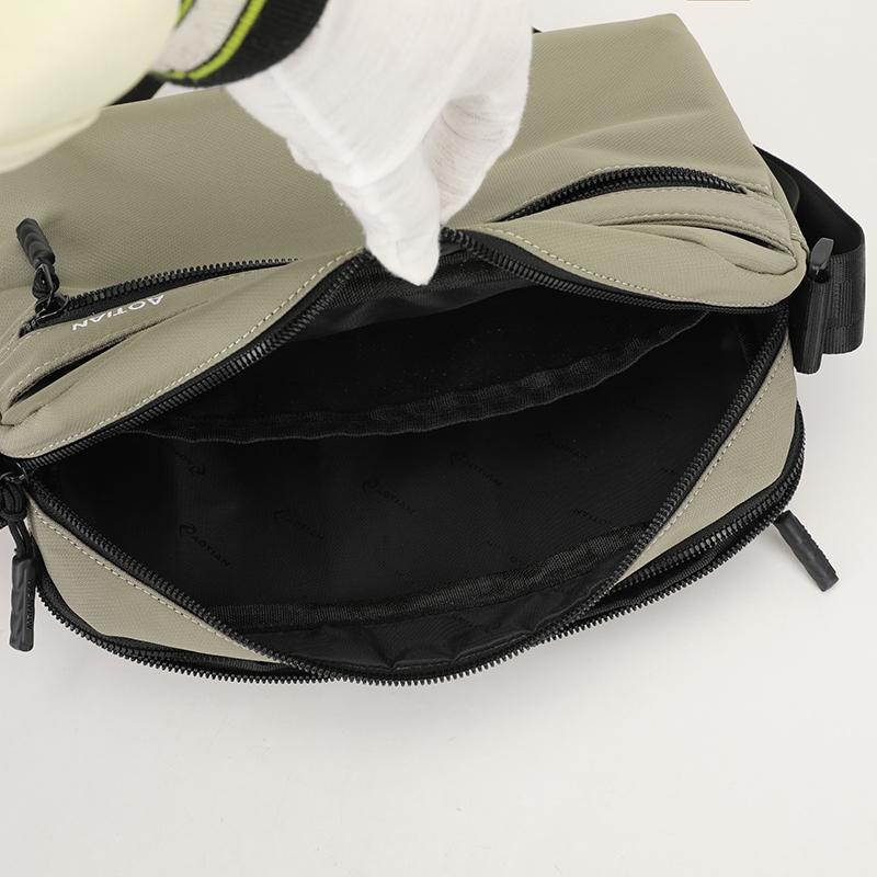 Men's Shoulder Bag Lightweight Outdoor Crossbody Bag