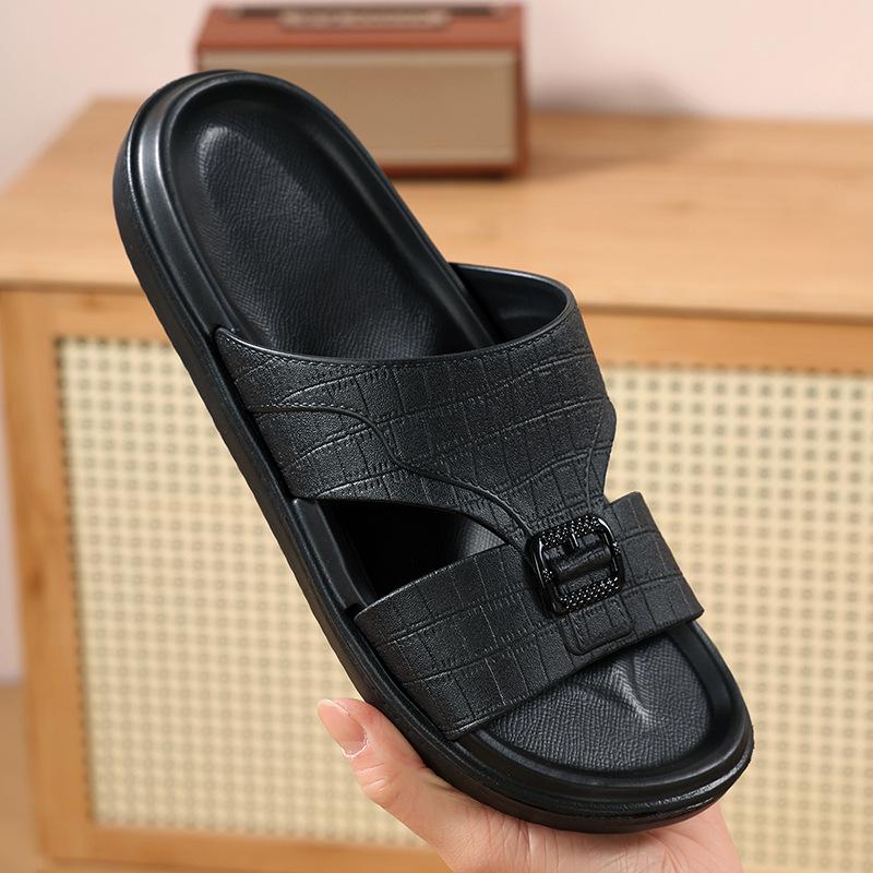 Men's Slippers 2025 New Leisure Slippers Summer Open Toe Sandals for Men Outdoor Non Slip Beach Slippers Designer Slides