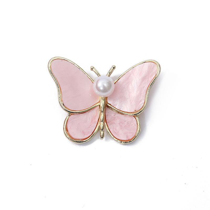 Korean Pearl Butterfly Brooch: Elegant Alloy Pin for Chic DIY Clothing Accessories