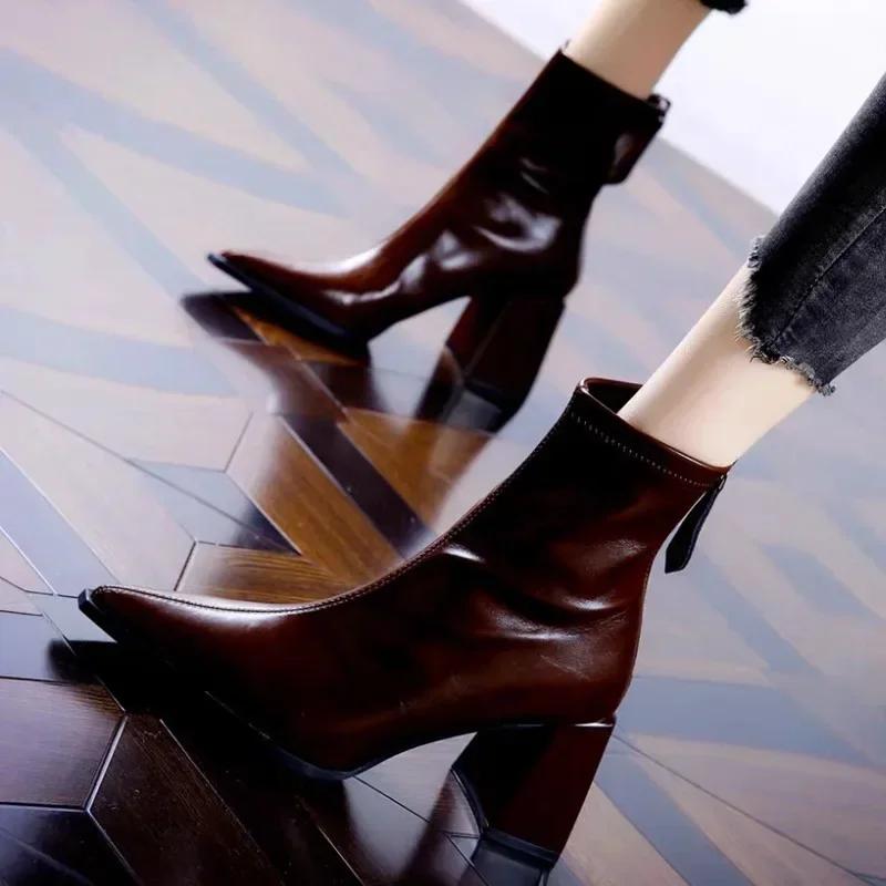 Módní dámské boty ve výprodeji 2024 Módní dámské boty na zip, zimní špičaté boty, jednobarevné, krátké, na hrubém podpatku, boty pro ženy