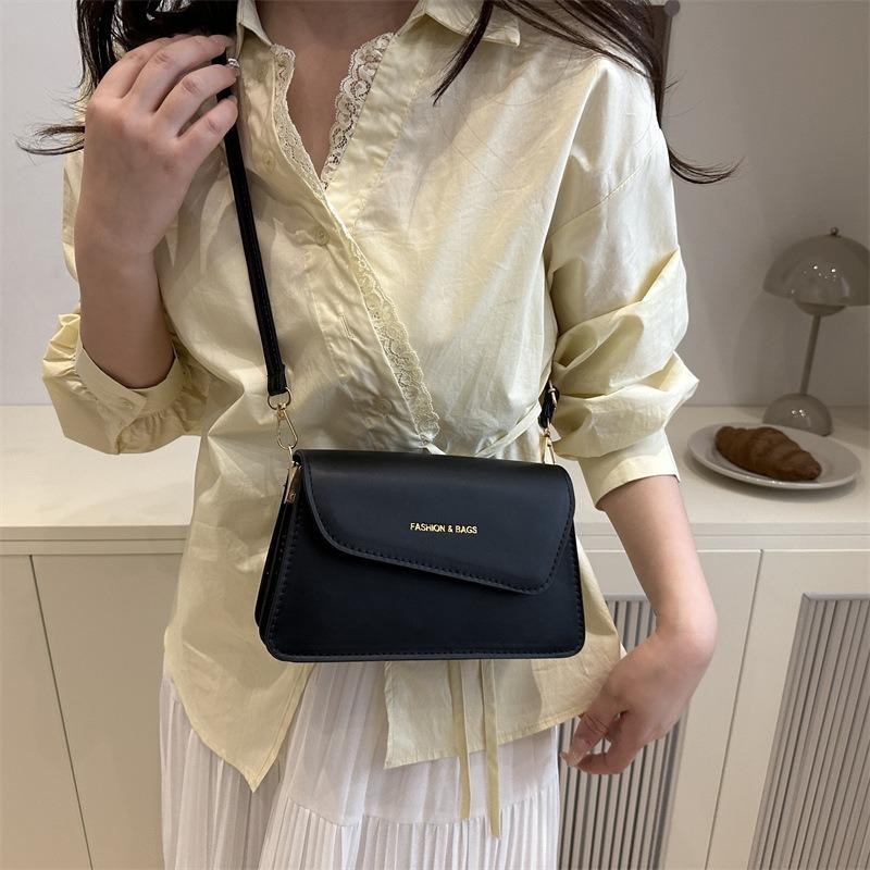 Spring and Summer New Simple Casual Versatile Daily Commute High Value Fresh Shoulder Crossbody Small Square Bag