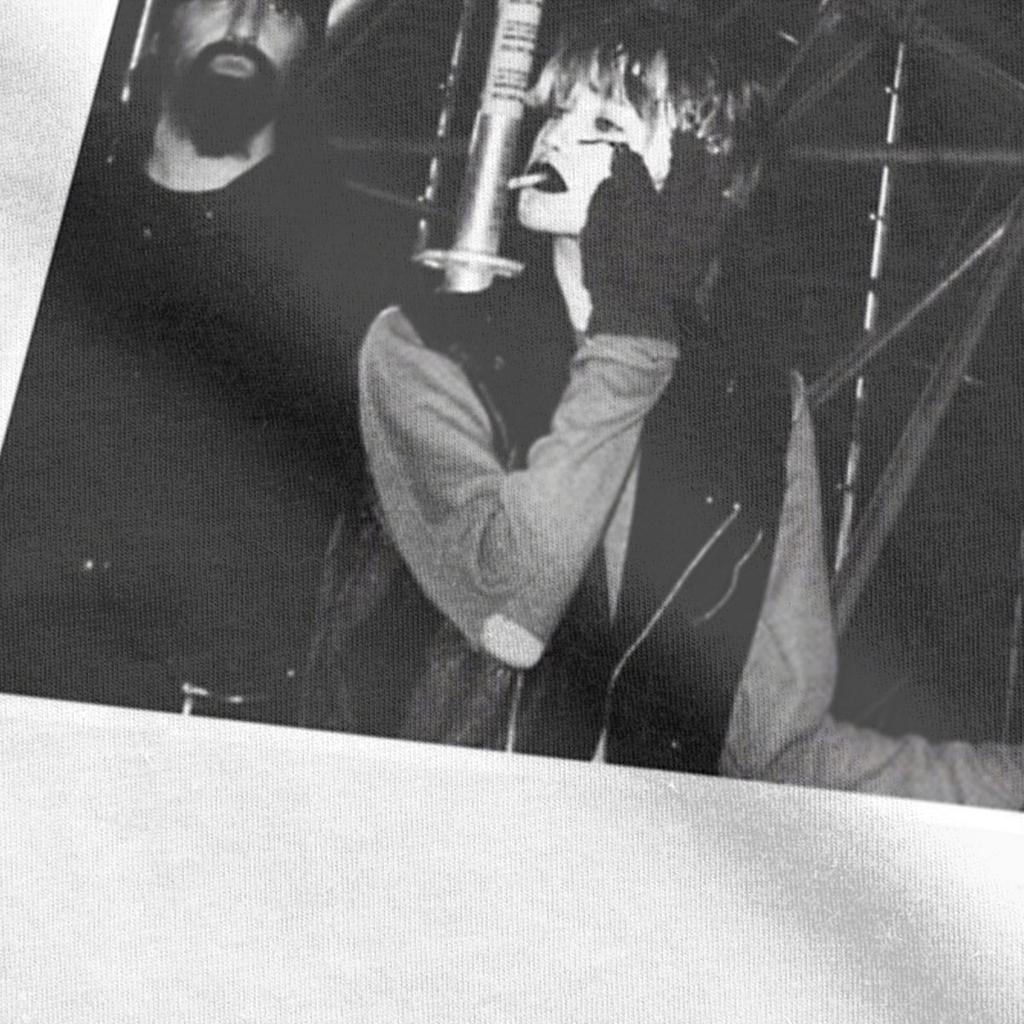 Neuheit Nicht Verliebt Crystal Castles T-Shirts für Herren Rundhals 100% Baumwolle T-Shirt Kurzarm T-Shirt Geschenkidee Oberteile