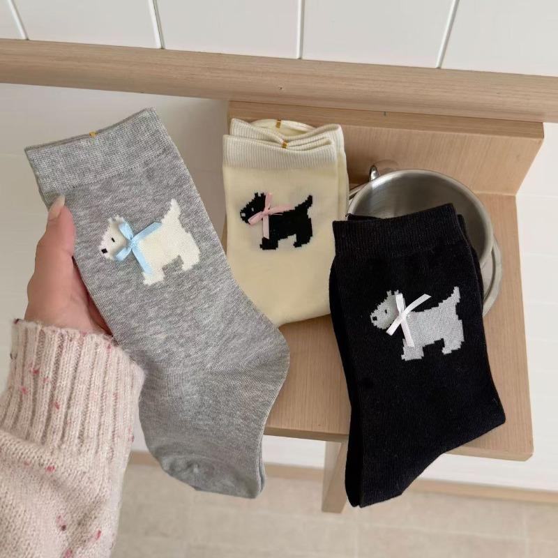 

Ladies Spring and Summer Cute Cartoon Bow Boneless Middle Tube Pile Socks 1 pair молочный белый