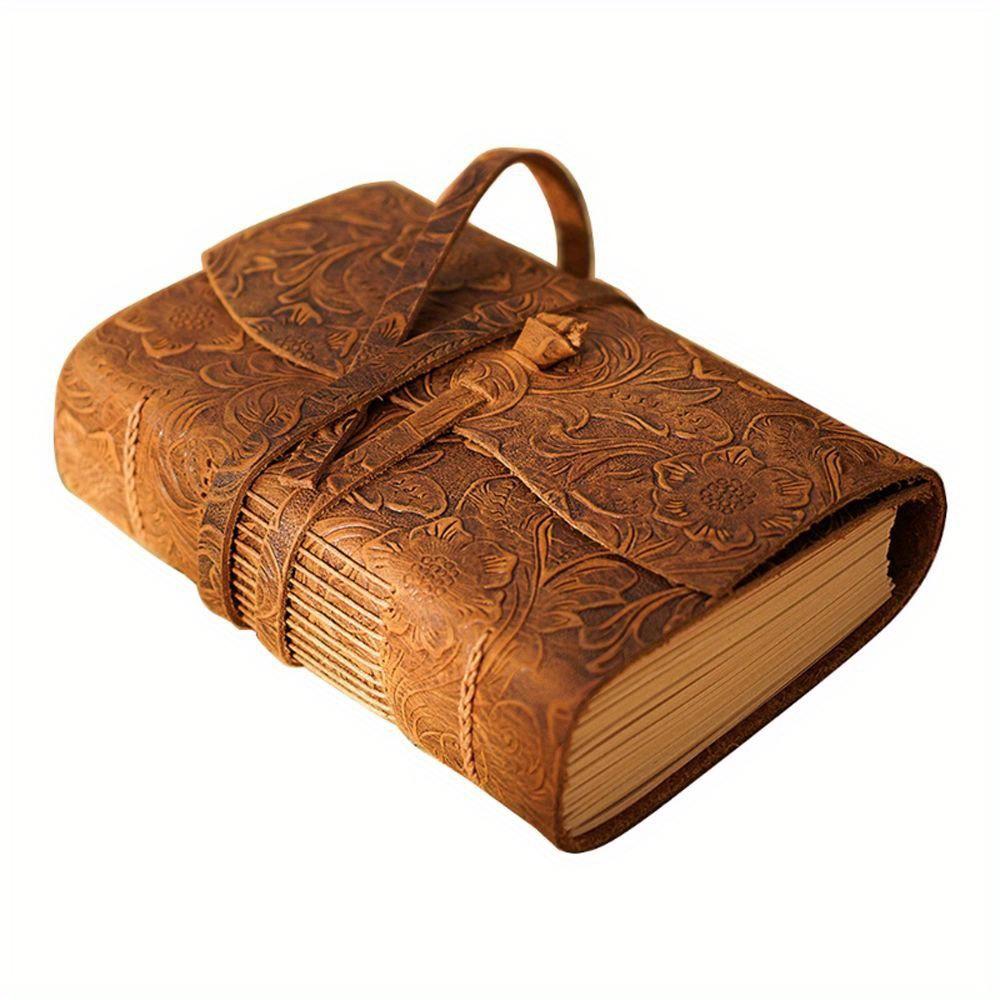 

Блокнот ручной работы из толстой натуральной кожи, содержащий 400 страниц чистой бумаги, идеально подходит для эскизов. коричневый