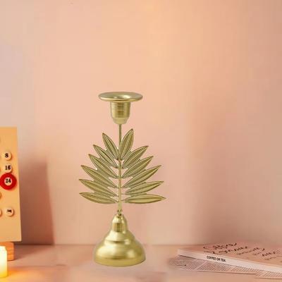Elegant Butterfly Candle Holder Luxury Iron Aromatherapy Rack Leaf Candlestick Stand  Wedding Props
