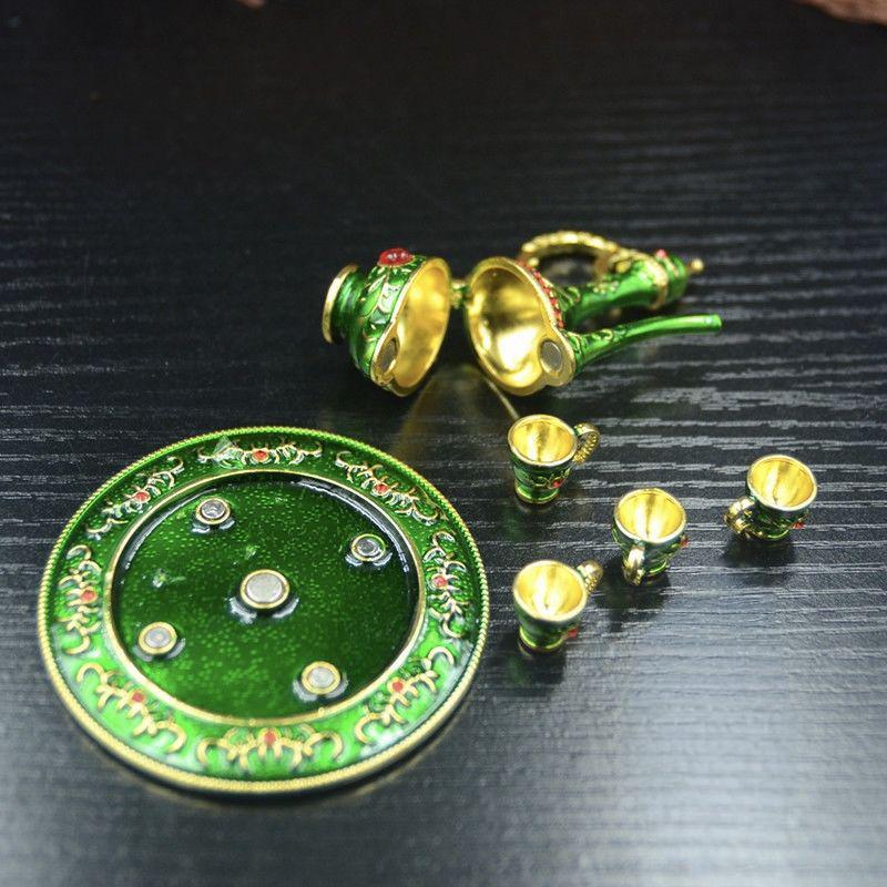 Xinjiang Bazaar Handicrafts Metal Wine Pot & Jewelry Box Set – Home & Office Decor, Birthday and Wedding Favors