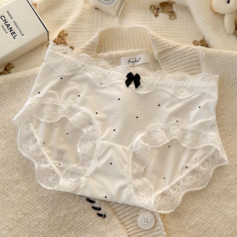 Ladies Spring and Summer Retro Sexy Lace Pure Cotton Antibacterial Triangle Briefs