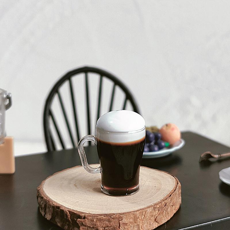 

1/12 кукольный домик имитация мини пивной кружки модель кукольный дом пивные напитки бар сцена декор игрушка кукольный домик аксессуары ролевые игры игрушка as the picture