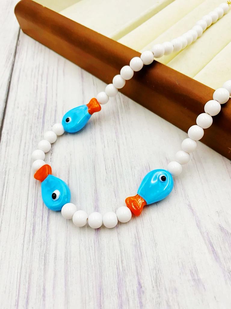 Ocean style small fish bead necklace suitable for women's daily wear